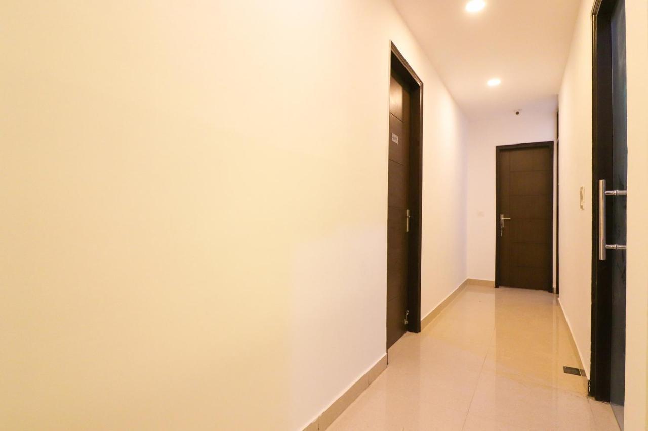 โอโย 63841 ไวท์ ออร์คิด Hotel Indraprast ภายนอก รูปภาพ